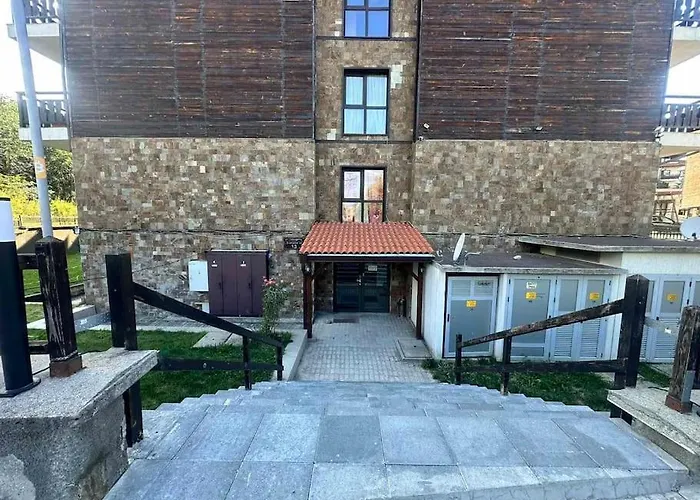 Pirin Sky 公寓 班斯科