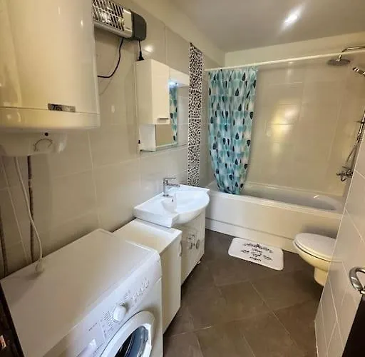 Pirin Sky 公寓 班斯科